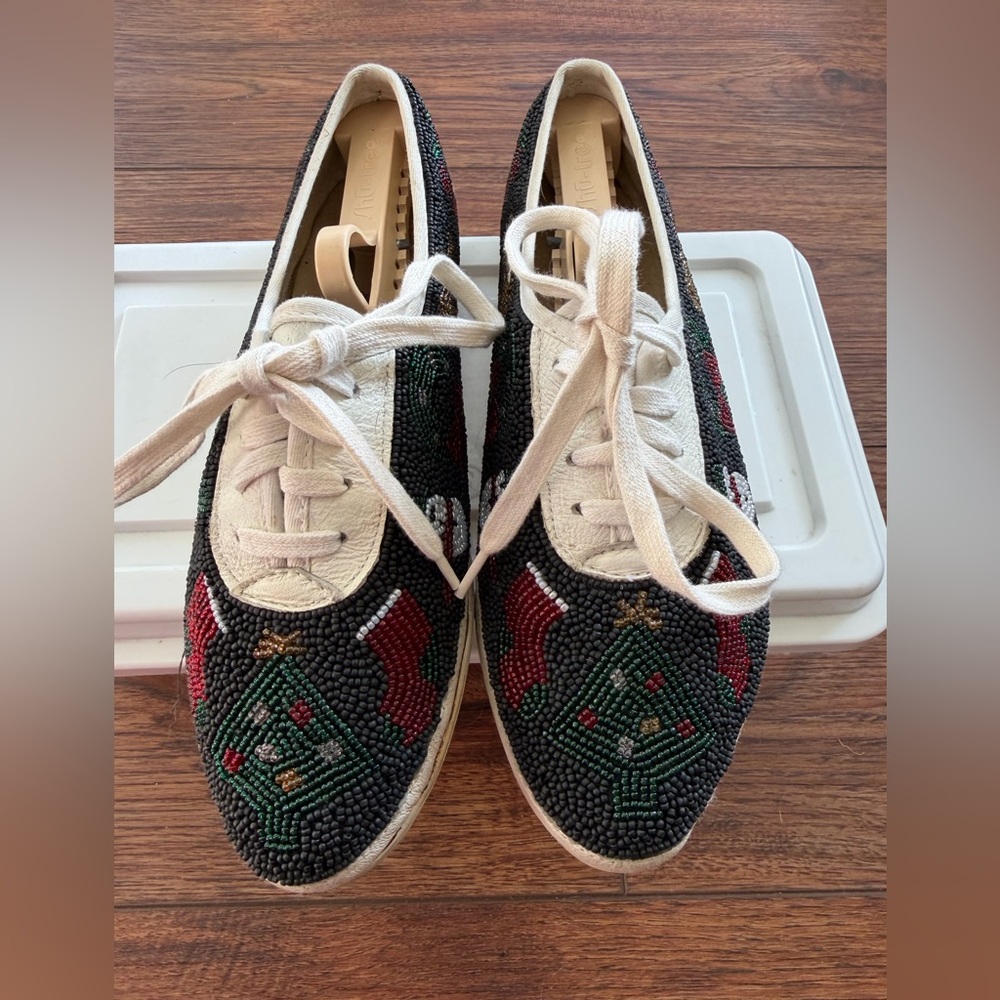 Beadz Toyland Beaded Sneakers Christmas Holiday Black Size 7 Lace Up